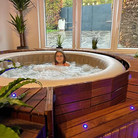 Tatil Evi Maison En Pleine Nature Avec Jacuzzi Sint-Genesius-Rode